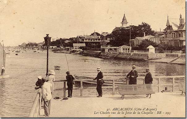 La plage et la jetée de la Chapelle