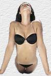 Un mannequin présentant un modèle  en 2002