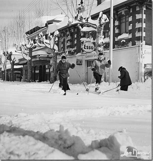 Ski sur l'avenue Gambetta